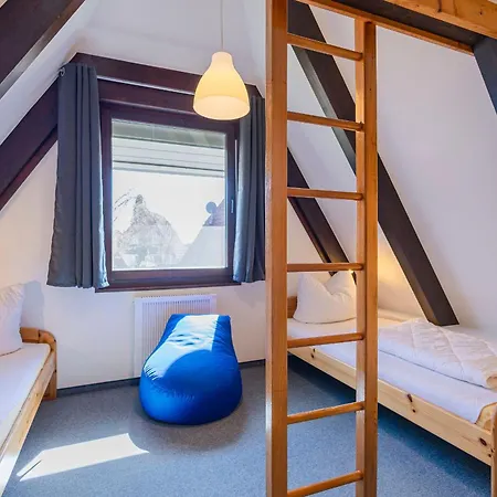 Ferienwohnpark Nurdachhaus Typ 8 Ndt 012 Holiday home Immenstaad am Bodensee